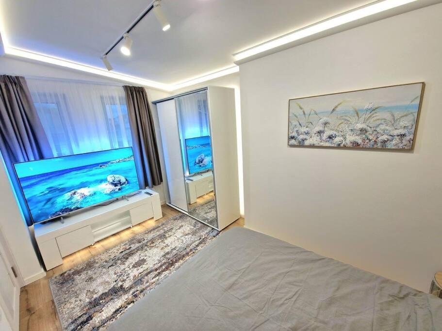 Luxury Apartment. 75 Inches Tv 瓦爾納 外观 照片