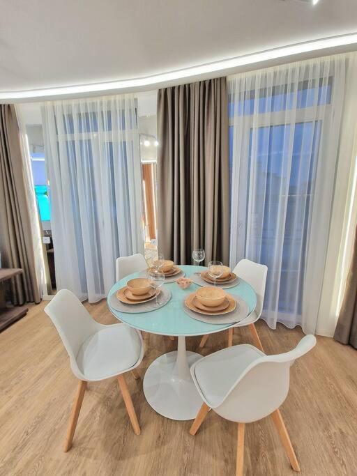 Luxury Apartment. 75 Inches Tv 瓦爾納 外观 照片
