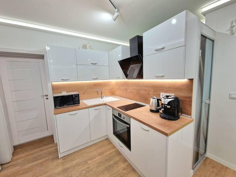 Luxury Apartment. 75 Inches Tv 瓦爾納 外观 照片